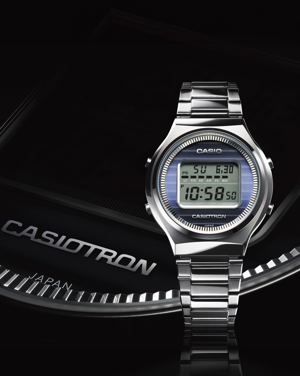 Casio Vintage Retro Alarm Chronograph / Stainless Steel Bracelet  A700WEMS-1BEF - First Class Watches™ USA