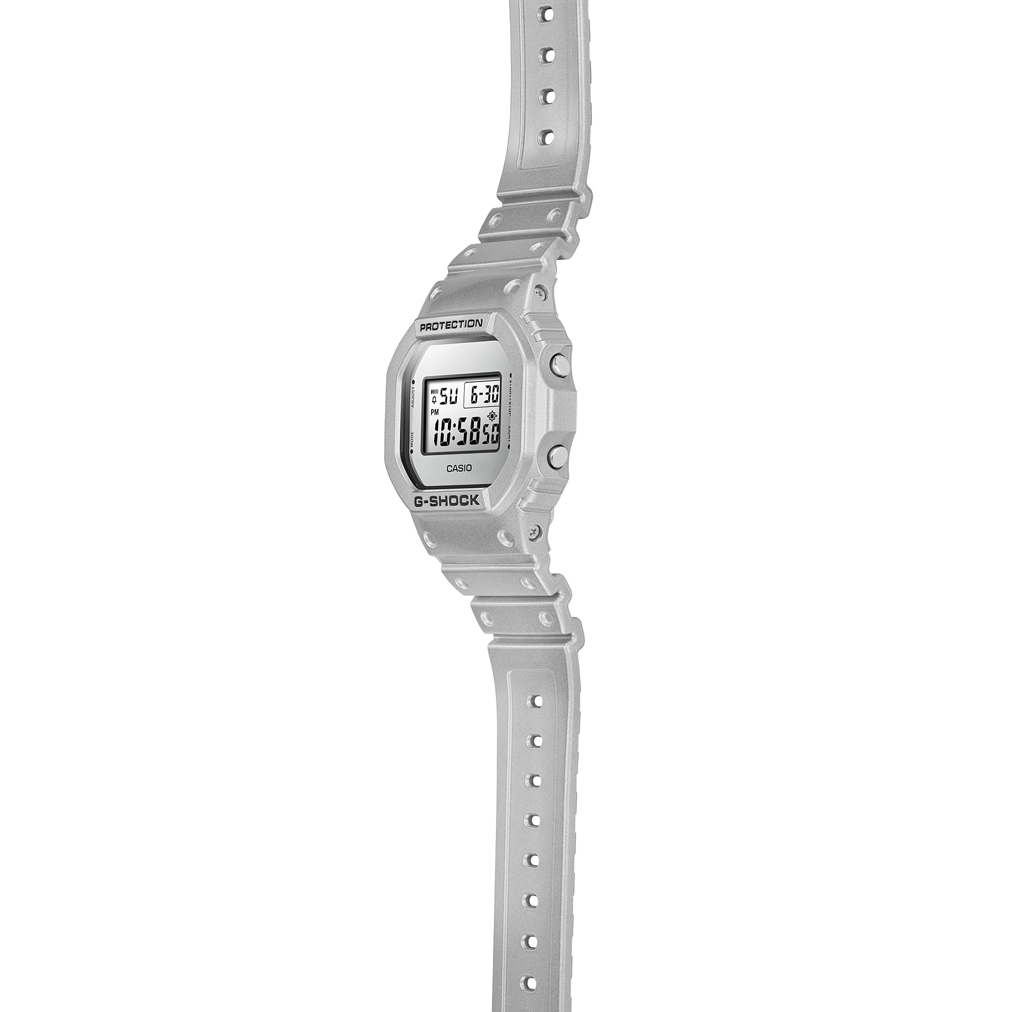 Casio g shock discount dw 5600 white